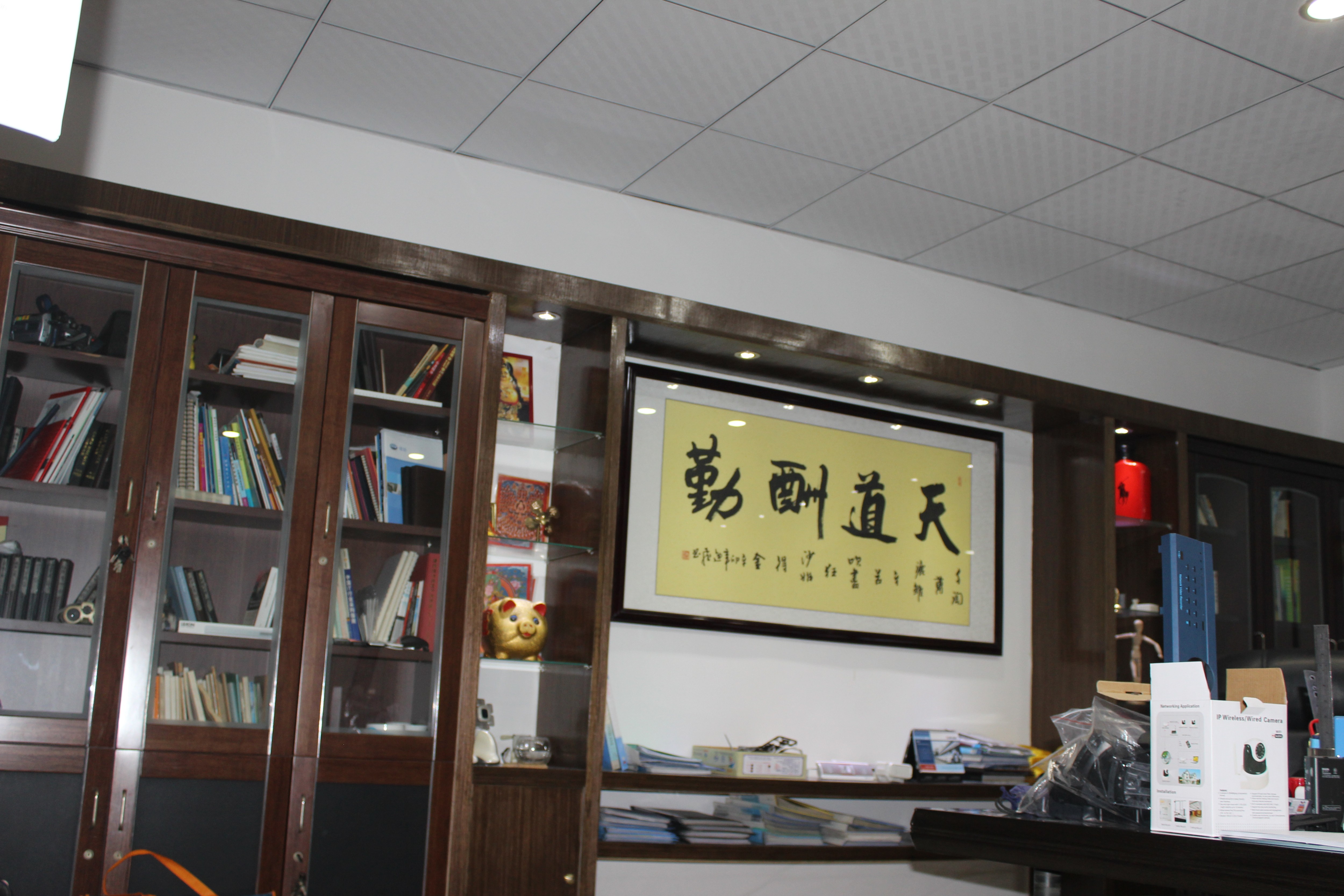 深圳塑膠模具廠,深圳市模具廠,深圳模具廠,深圳模具,深圳塑膠模具